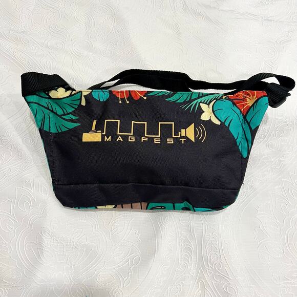 MAGfest 2020 Merch - Belt bag water bottle temp tattoo sunglasses Donkey Kong - Picture 4 of 6